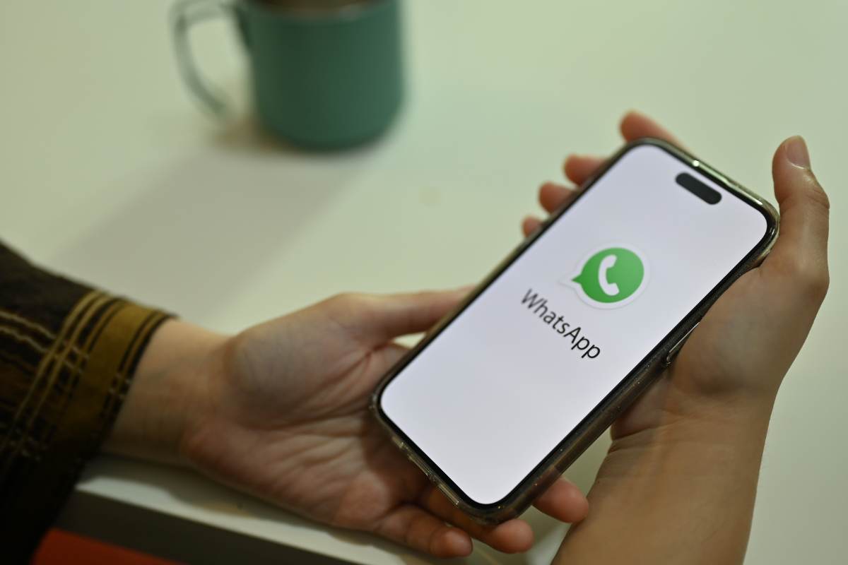 WhatsApp nuova funzione attesa utenza